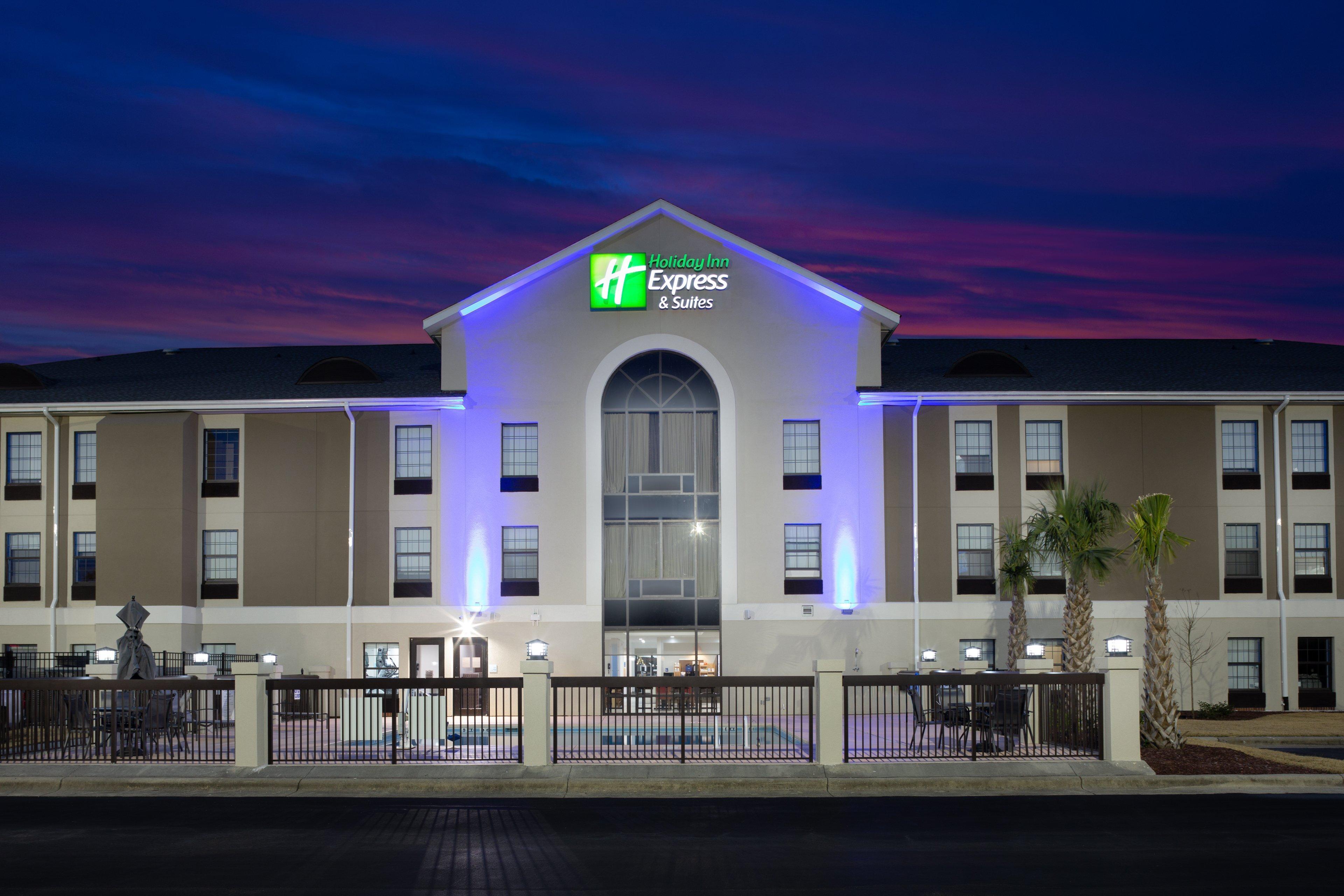 Holiday Inn Express & Suites - Morehead City By Ihg Экстерьер фото