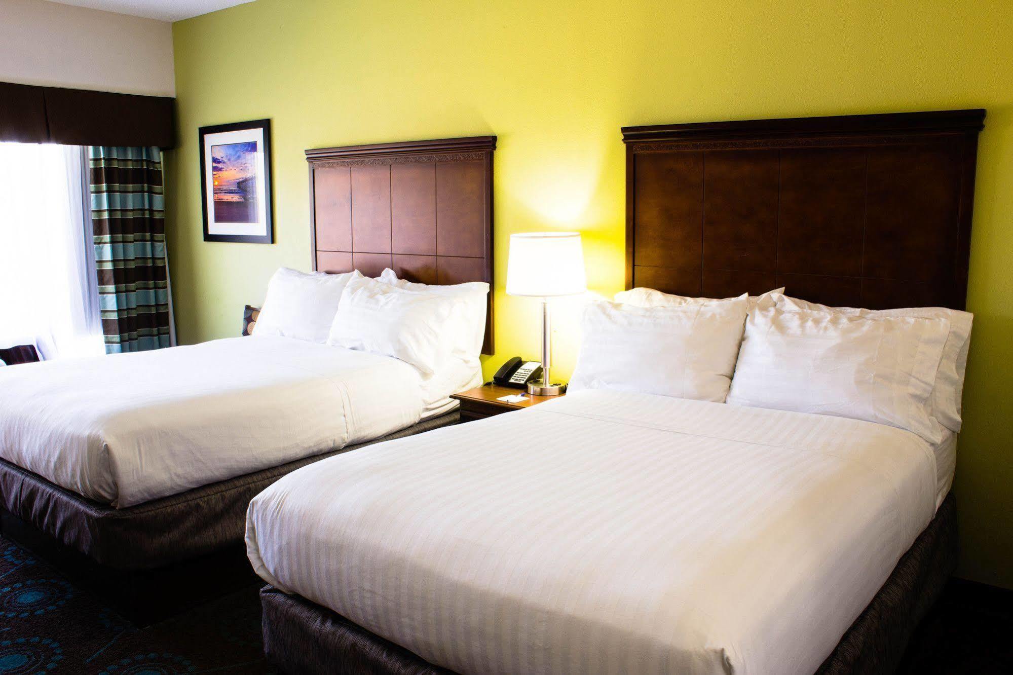 Holiday Inn Express & Suites - Morehead City By Ihg Экстерьер фото